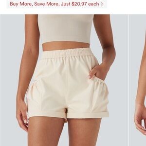 HALARA High Waist Cream Shorts